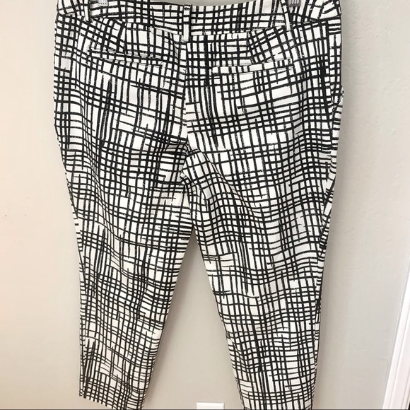 New AVA & VIV Abstract Print Cropped Pants Black & White Cotton Stretch Size 14W - Picture 9 of 12